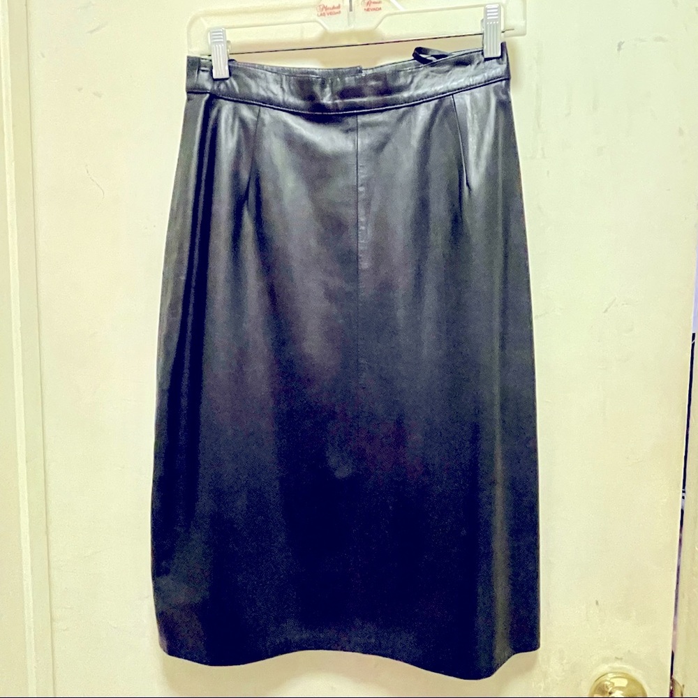 True 1980’s Vintage EREZ Soft Black Leather Pencil Skirt, Satin-Lined Sz. 8